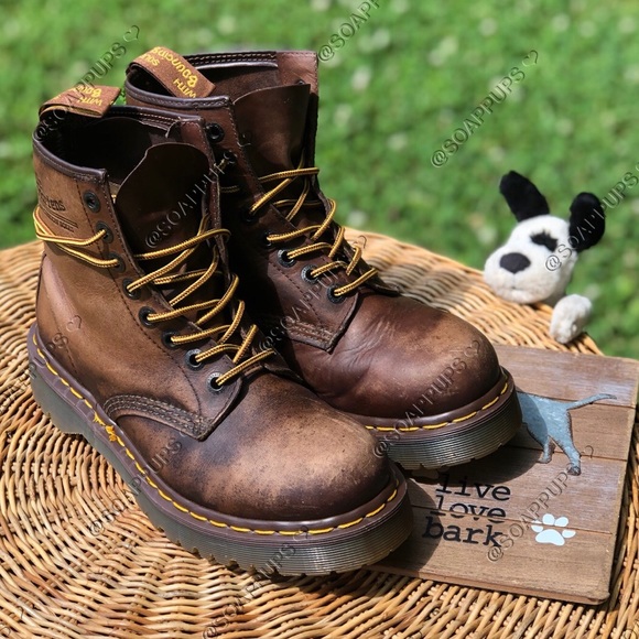 dr martens brown platform